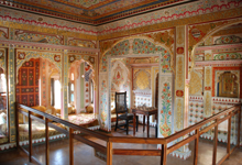 Gold murals in Jivan vilas